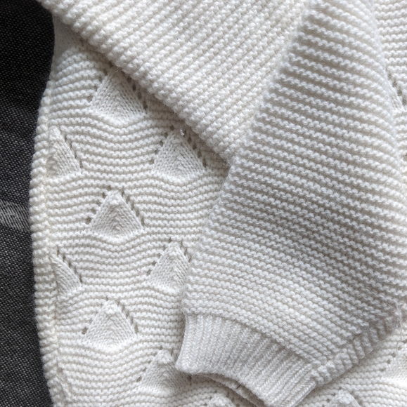 Cream knit sweater - Picture 2 of 7